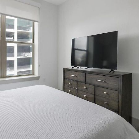 Landing - Modern Apartment With Amazing Amenities Houston Buitenkant foto